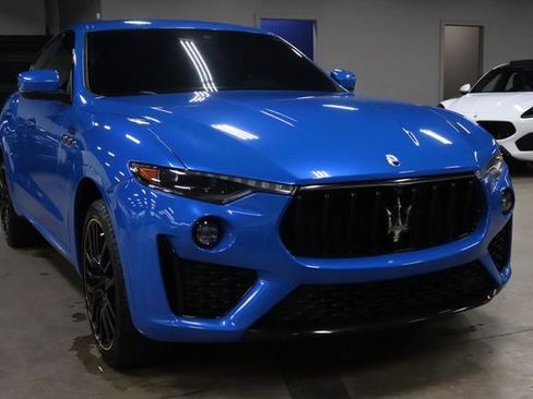 Used 2022 Maserati Levante F Tributo image 7