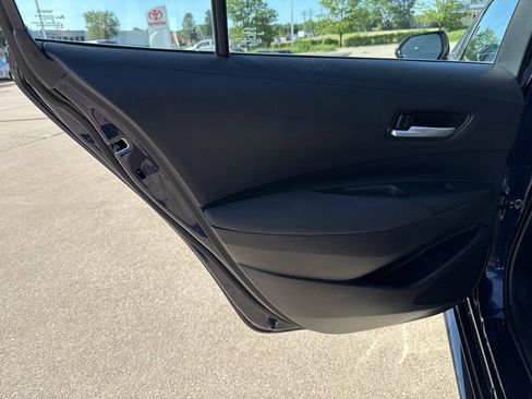 Used 2020 Toyota Corolla LE FWD image 18