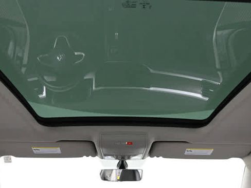 Used 2022 Volkswagen Atlas SE w/ Panoramic Sunroof Package image 4