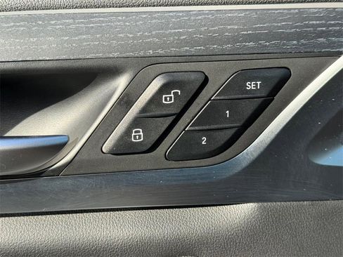 Used 2024 BMW X4 M40i w/ Premium Package image 14