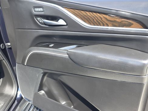Certified 2024 Cadillac Escalade ESV Sport Platinum RWD image 23