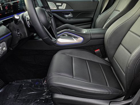 New 2025 Mercedes-Benz GLS 450 4MATIC image 13