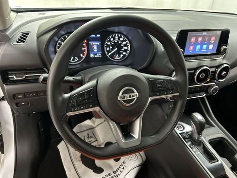 Used 2020 Nissan Sentra S image 4