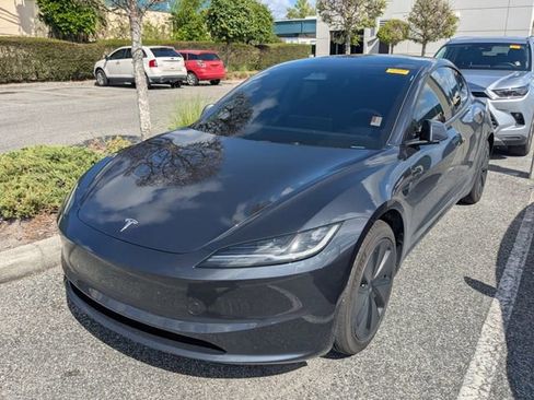 Used 2025 Tesla Model 3 Long Range image 2