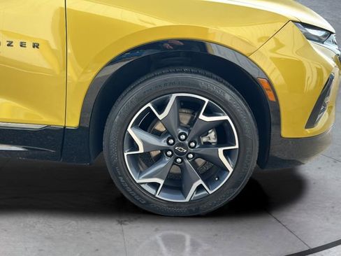 Certified 2022 Chevrolet Blazer RS w/ Enhanced Convenience Package AWD/4WD image 28