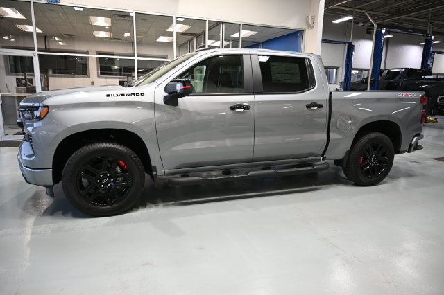 New 2026 Chevrolet Silverado 1500 RST w/ Redline Edition AWD/4WD image 10