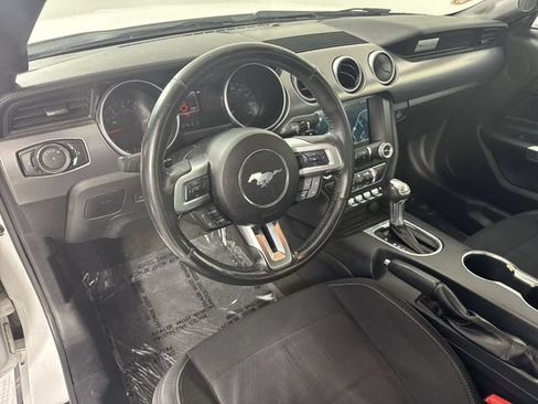 Used 2018 Ford Mustang Coupe w/ Equipment Group 101A RWD image 23
