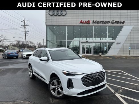 Used 2025 Audi Q5 Premium Plus w/ Premium Plus image 1