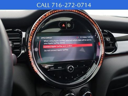 Used 2023 MINI Cooper 2-Door Hardtop image 21