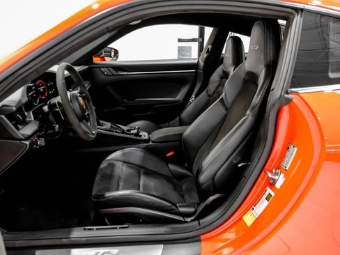 Used 2022 Porsche 911 GT3 image 6