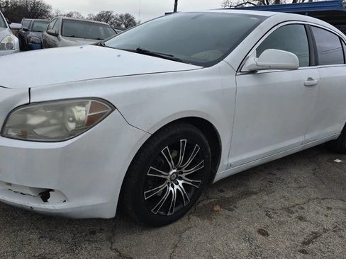 Used 2009 Chevrolet Malibu LS image 1