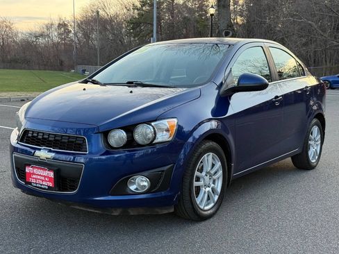 Used 2013 Chevrolet Sonic LT w/ Wheels and Fog Lamp Package FWD image 1