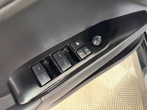 Used 2025 Toyota Camry LE image 11