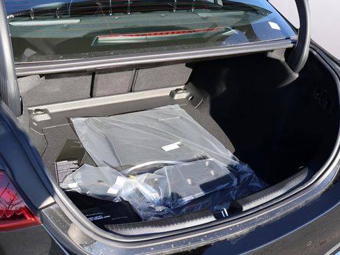 New 2026 Mercedes-Benz C 300 4MATIC Sedan image 17