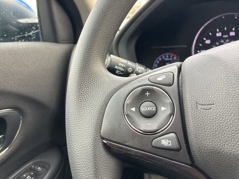 Used 2021 Honda HR-V EX image 27