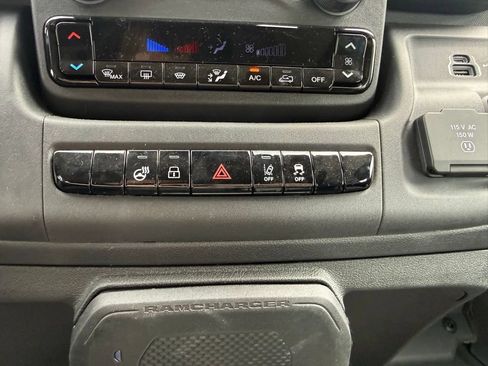 Used 2024 RAM ProMaster 3500 w/ Delivery Van Package FWD image 28