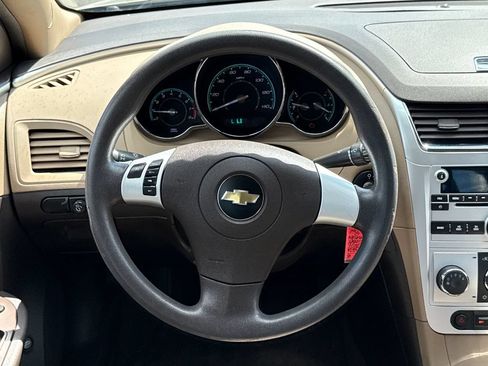 Used 2011 Chevrolet Malibu LS FWD image 11
