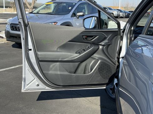 Used 2024 Subaru Crosstrek 2.0i Premium image 21