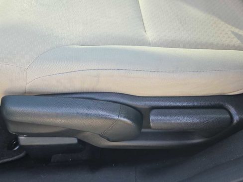 Used 2016 Honda CR-V LX image 14