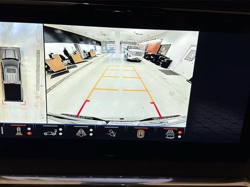 Used 2025 GMC Sierra 1500 Denali Ultimate image 39