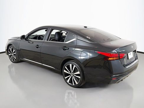 Used 2021 Nissan Altima 2.5 SR image 6