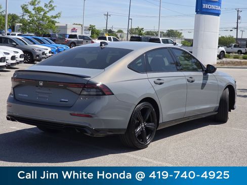 Used 2025 Honda Accord Sport image 18