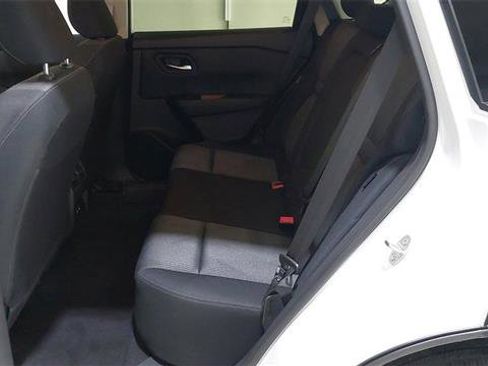 Used 2026 Nissan Rogue SV AWD/4WD image 21