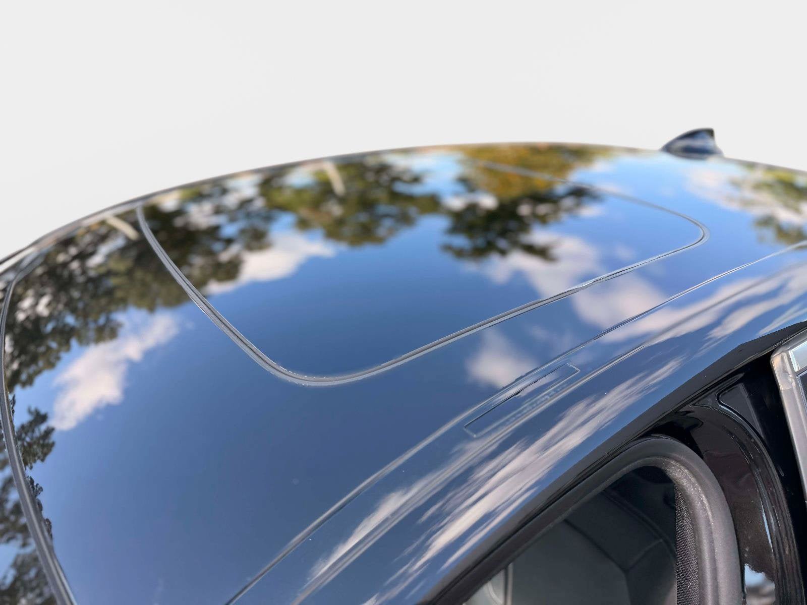 Used 2019 BMW 540i RWD image 22