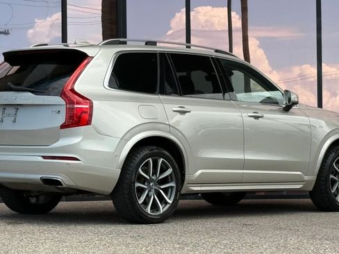 Used 2016 Volvo XC90 T6 Momentum w/ Momentum Plus Package AWD/4WD image 12