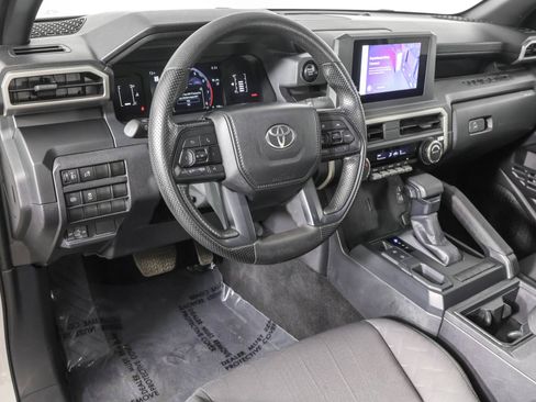 Used 2024 Toyota Tacoma SR RWD image 4