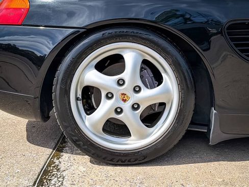 Used 2000 Porsche Boxster RWD image 16