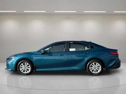 New 2026 Toyota Camry LE FWD image 8
