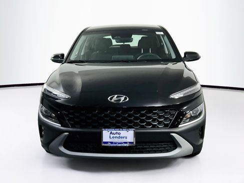 Used 2023 Hyundai Kona SE AWD/4WD image 2