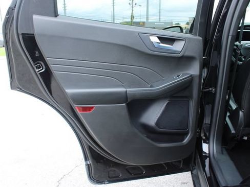 Used 2024 Ford Escape ST-Line w/ Tech Pack #1 AWD/4WD image 29