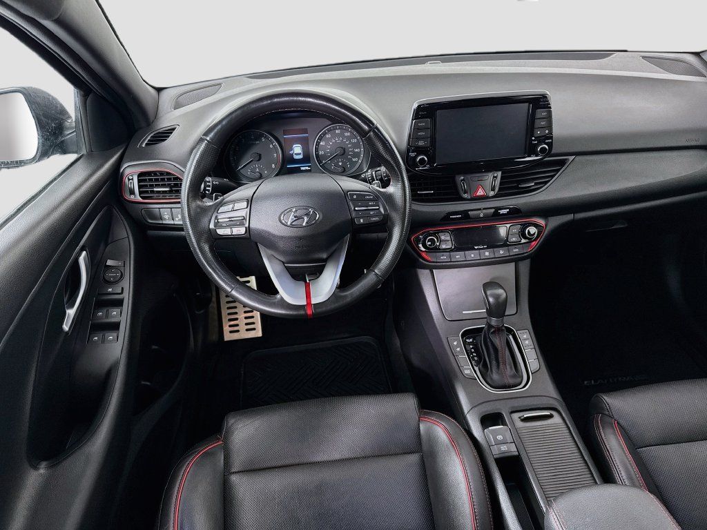 Used 2018 Hyundai Elantra GT Sport w/ Sport Tech Package 04 FWD image 24