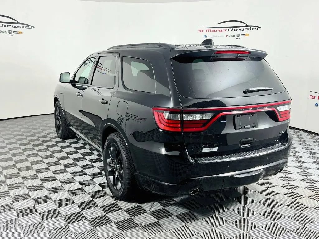 Used 2023 Dodge Durango R/T AWD/4WD image 6