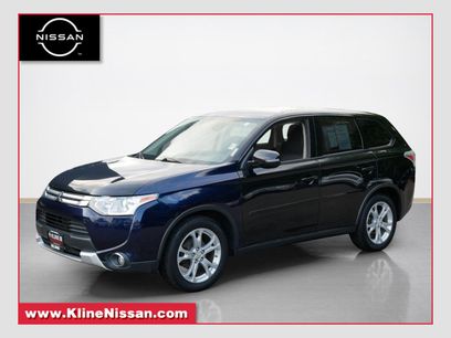 Used 2015 Mitsubishi Outlander SE