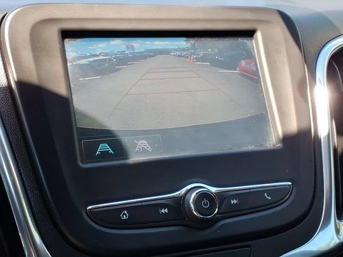 Used 2018 Chevrolet Equinox LT AWD/4WD image 11