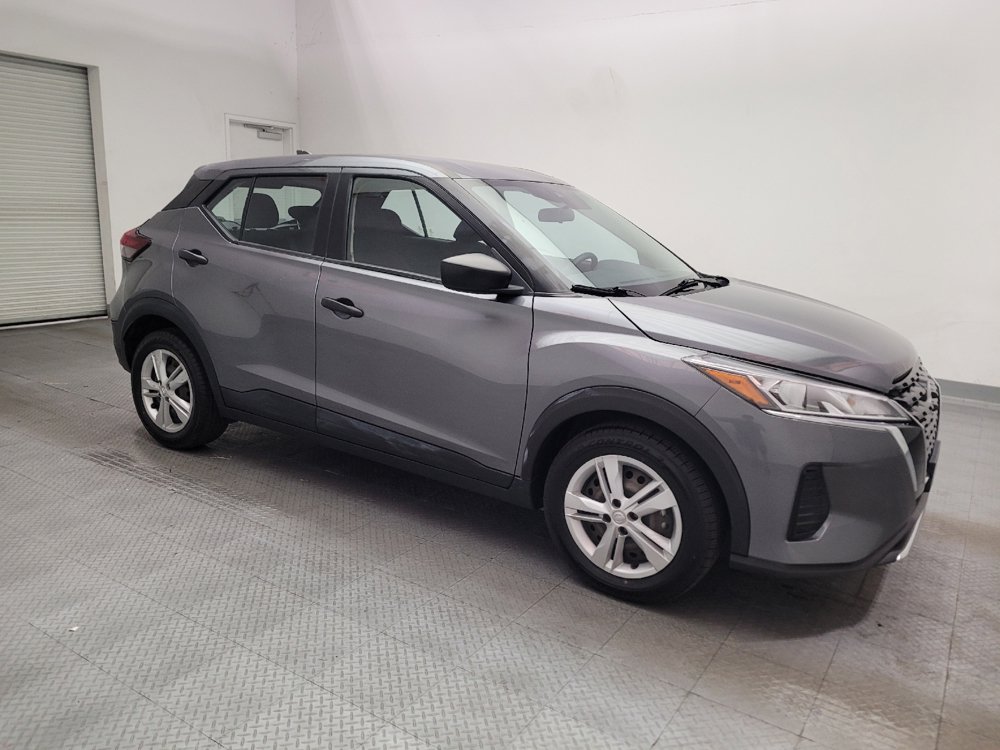 Used 2024 Nissan Kicks S FWD image 11