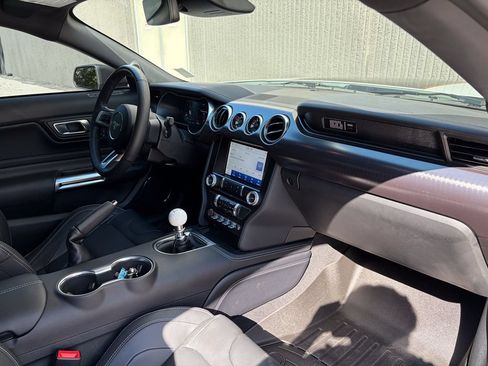 Used 2022 Ford Mustang Mach 1 w/ Mach 1 Handling Package RWD image 23