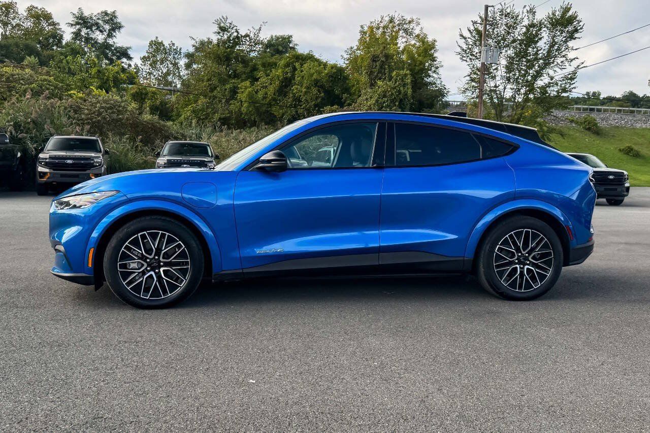 Used 2025 Ford Mustang Mach-E Premium AWD/4WD image 6