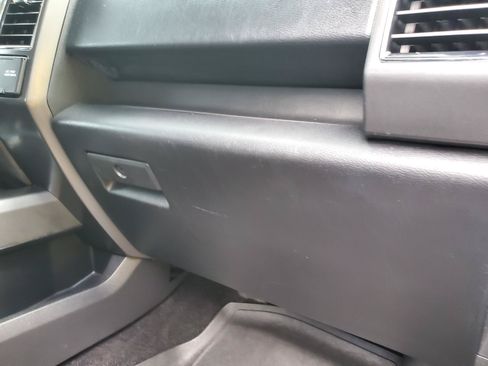 Used 2020 Ford F150 XLT w/ Equipment Group 302A Luxury AWD/4WD image 32