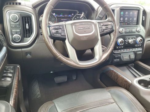 Used 2020 GMC Sierra 2500 Denali w/ Denali Ultimate Package image 11