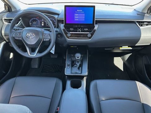 Used 2026 Toyota Corolla Cross XLE w/ Convenience Package FWD image 10