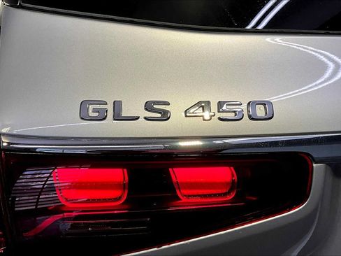 New 2026 Mercedes-Benz GLS 450 4MATIC image 6