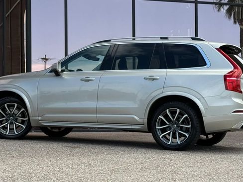 Used 2016 Volvo XC90 T6 Momentum w/ Momentum Plus Package AWD/4WD image 6
