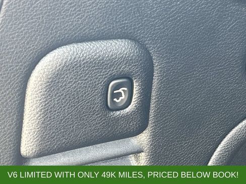 Used 2021 Jeep Grand Cherokee Limited AWD/4WD image 12
