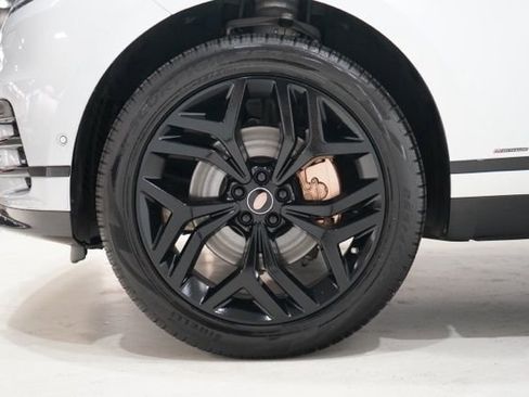 Used 2018 Land Rover Range Rover Velar R-Dynamic HSE image 11