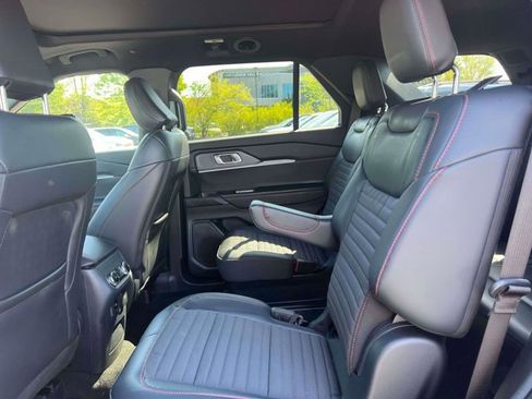 Used 2026 Ford Explorer ST-Line AWD/4WD image 16