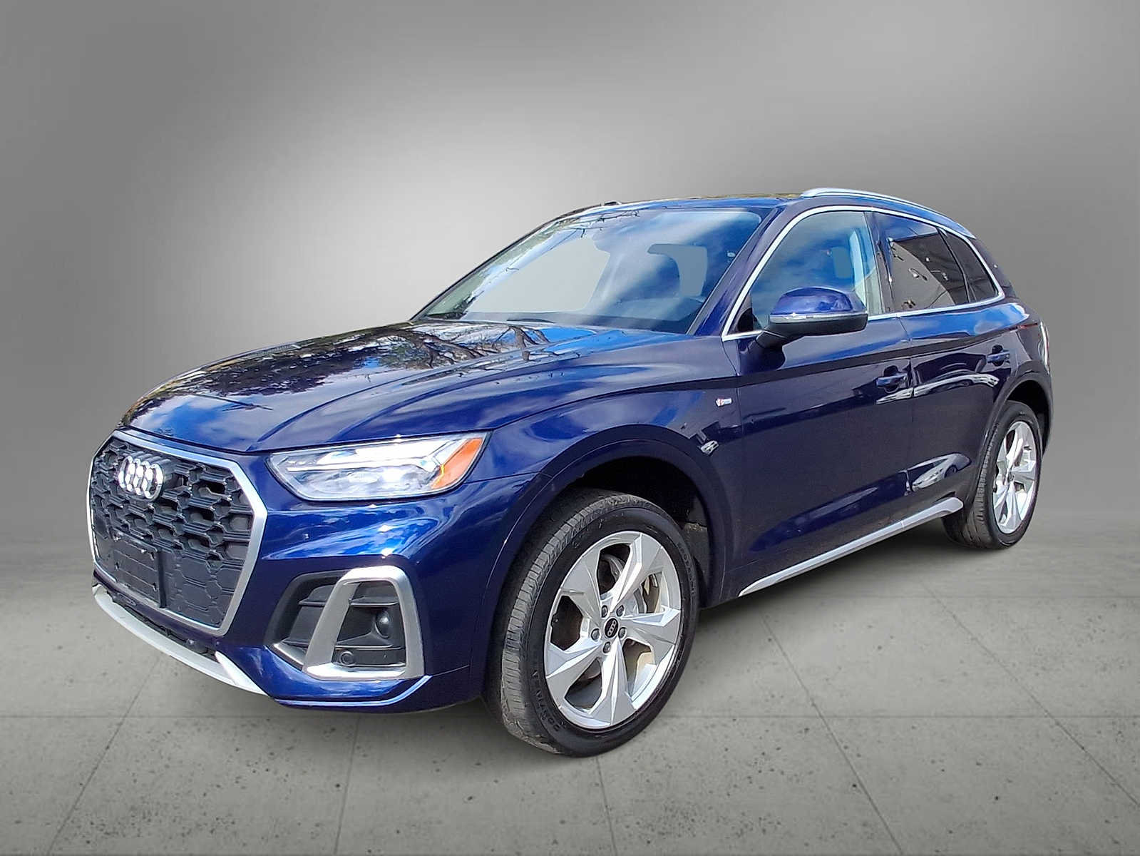 Certified 2023 Audi Q5 2.0T Premium Plus AWD/4WD image 4
